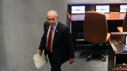 US Stocks Trim Losses as Netanyahu Signals War May End Sooner