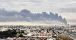 Iran Strikes Kuwait Airport; U.S. and Iran Trade Fire Amid Stalled Peace Talks