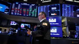 US Stocks Climb as Tech Rebounds Ahead of Nvidia Earnings