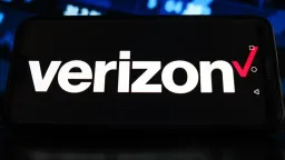 Verizon Acknowledges Customer "Pain" on Phone Unlocking, Hints at Policy Change