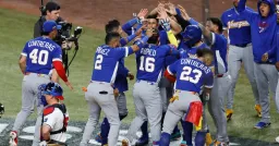 Venezuela Wins First WBC Title, Defeating U.S. 3-2