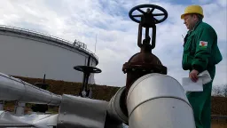 Zelenskyy Warns EU Against Forcing Druzhba Pipeline Reopen
