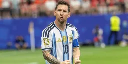 World Cup Group Stage Climax: Messi's Argentina, Ronaldo's Portugal in Action