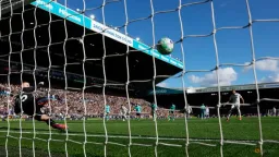 Wolverhampton Wanderers on Relegation Brink After Leeds Defeat