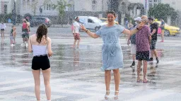 Record Tourism Clashes With Geopolitics and Extreme Weather in 2026