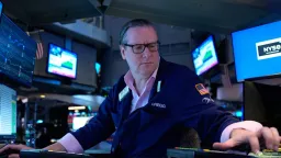 Wall Street Ends Lower Amid Iran War Inflation Fears