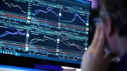 Oil Spikes as Trump Dashes Hopes of Ending Iran Conflict Soon