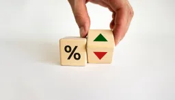 XRP Price Faces Potential 30% Slide Amid Bearish Chart Pattern