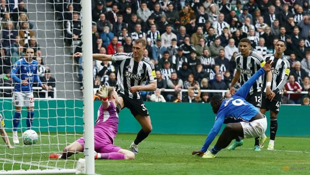 Sunderland Edges Newcastle in Dramatic Tyne-Wear Derby Late Winner