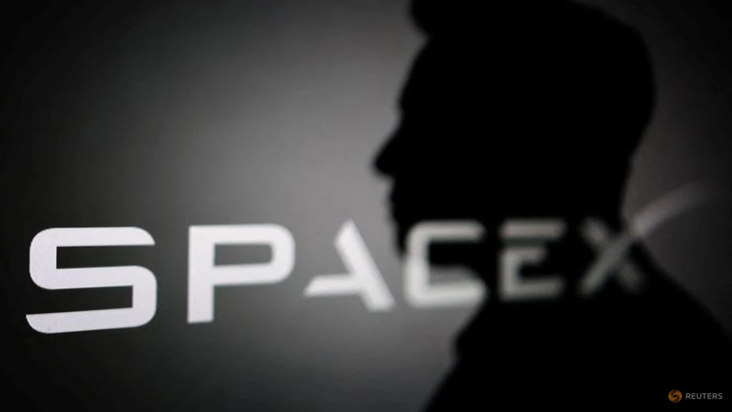 SpaceX Begins Nasdaq Trading After Record $75 Billion IPO