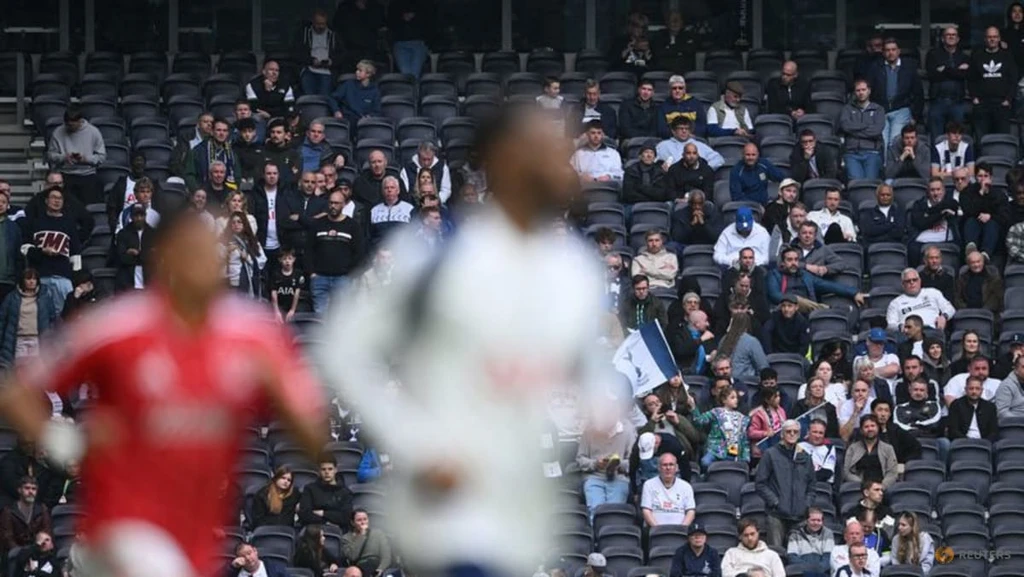 Spurs Struggle Under Pressure in Crucial Relegation Match