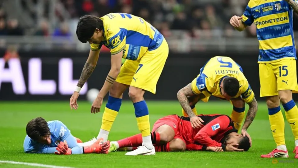 AC Milan Star Ruben Loftus-Cheek Faces Surgery After Severe Jaw Fracture