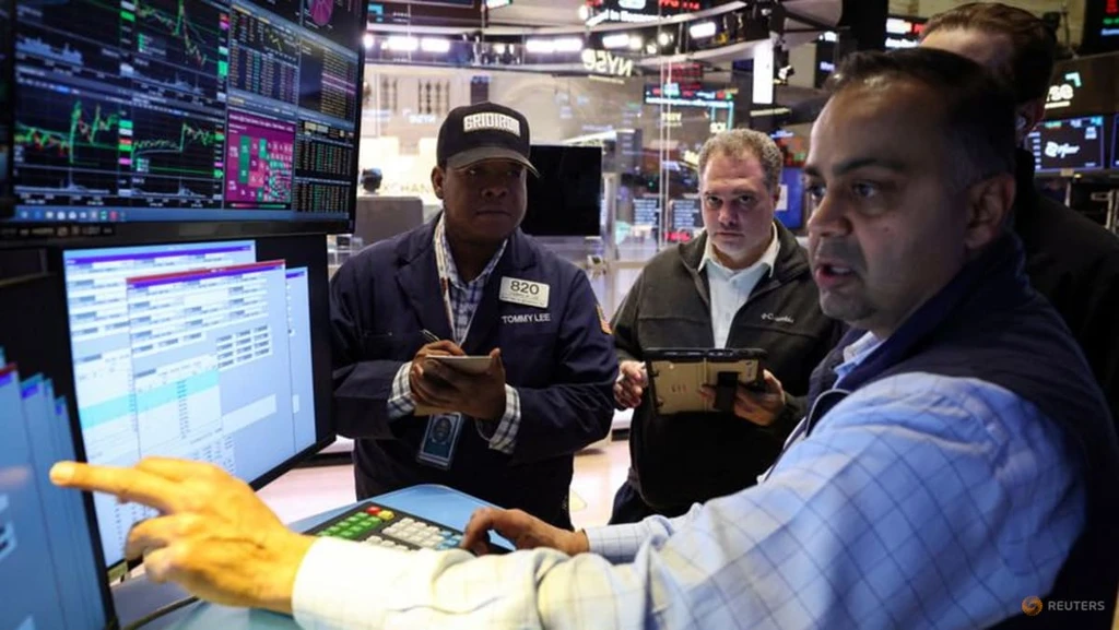Markets Plunge on Oil Shocks and Jobless Data