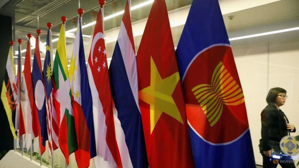 Singapore Navigates Global 'Tectonic Rupture' by Bolstering Alliances