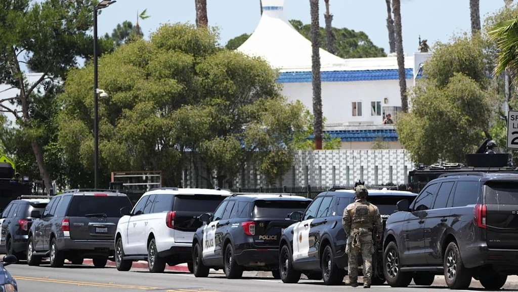 Shooting at San Diego Mosque Kills Three Before Teen Suspects Die