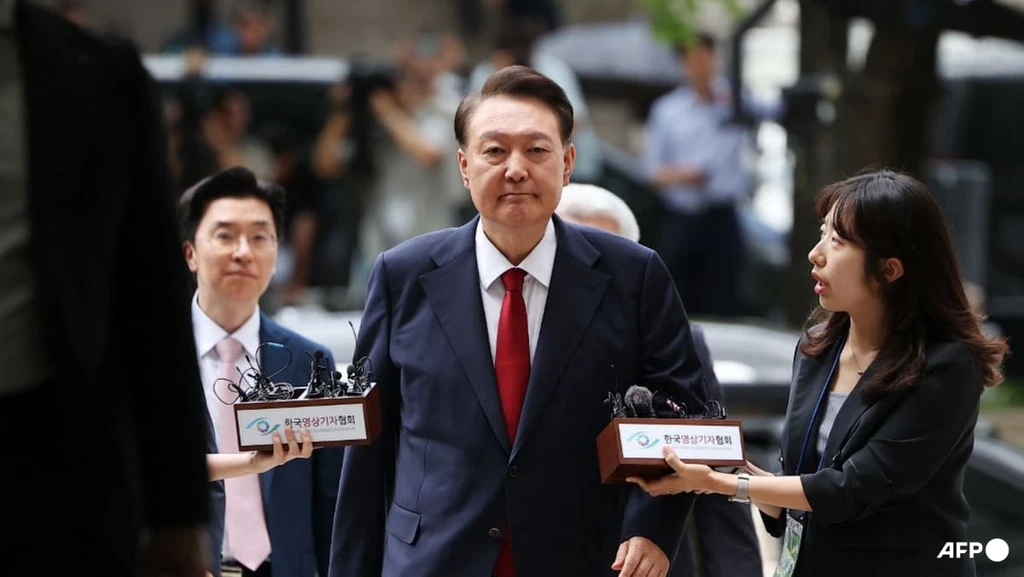 Prosecutors Seek 30 Years for Ex-President Yoon Over Drone Flights
