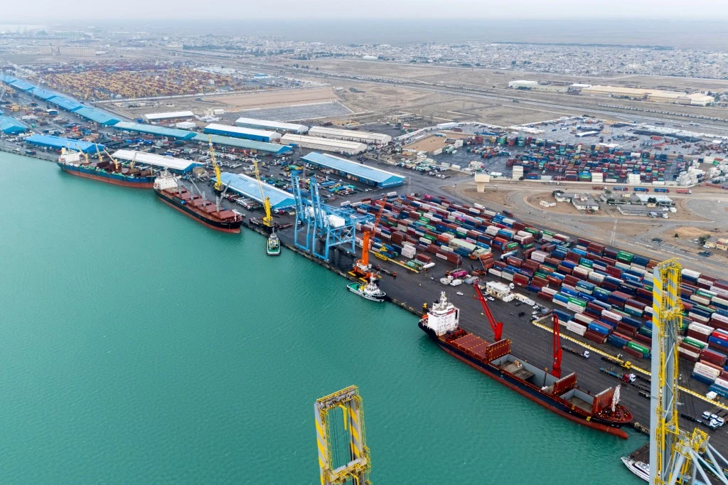 Iran War Disrupts Global Trade Beyond Oil