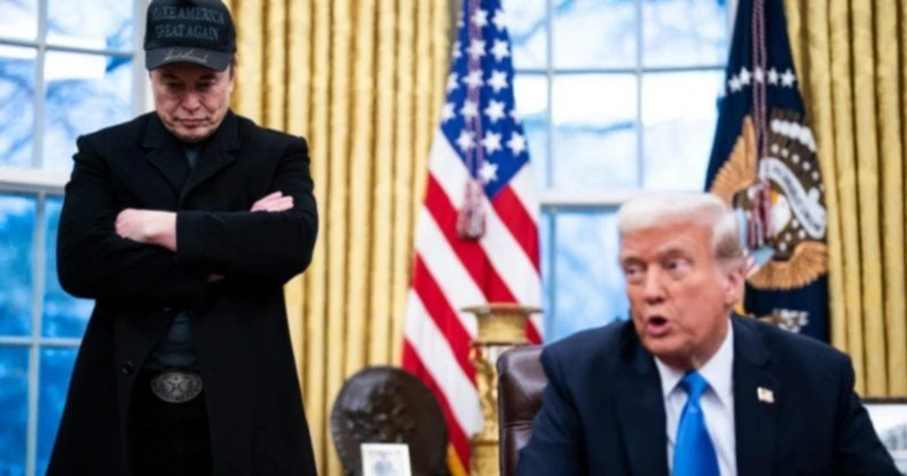 Trump Leads Musk, Cook, Wall Street Chiefs to China for Business Talks