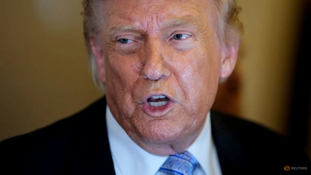 Trump Orders Fed to Weigh Fintech Access to Payment System