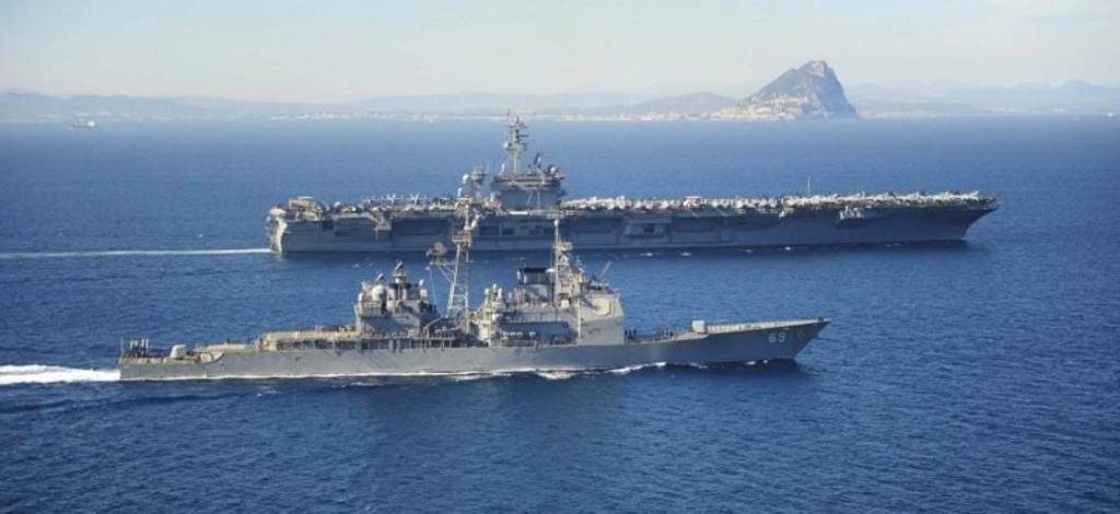 Trump Threatens Military Action Over Strait of Hormuz, Calls on NATO