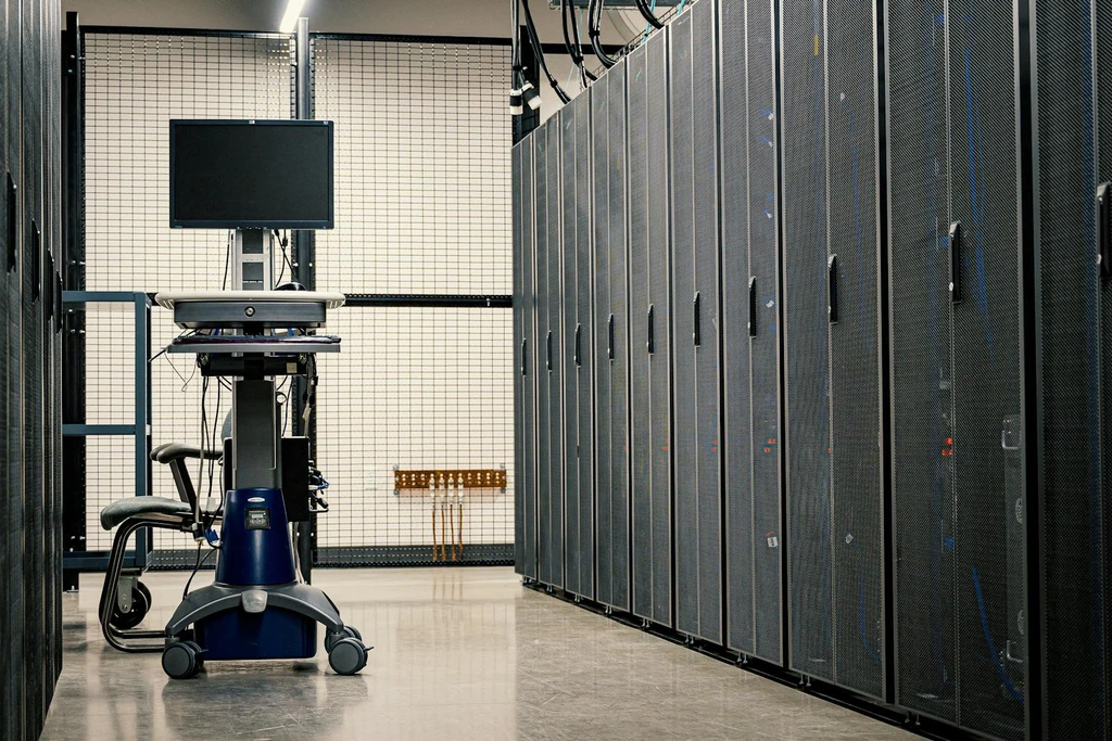Gulf Sovereign Funds Quietly Control AI Infrastructure
