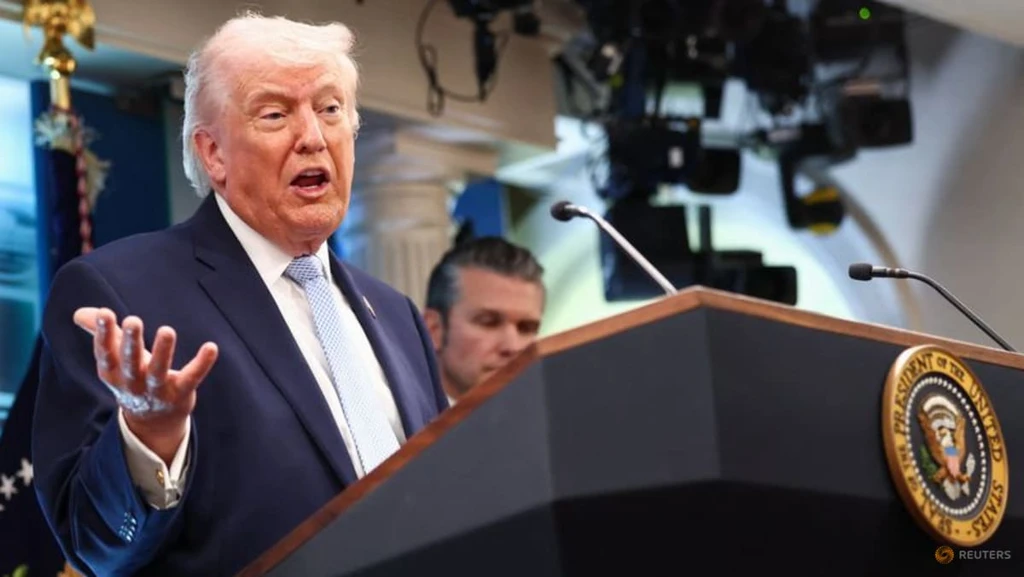 Trump Blasts Iran's Oil Transit, Cites Hormuz Strait Concerns