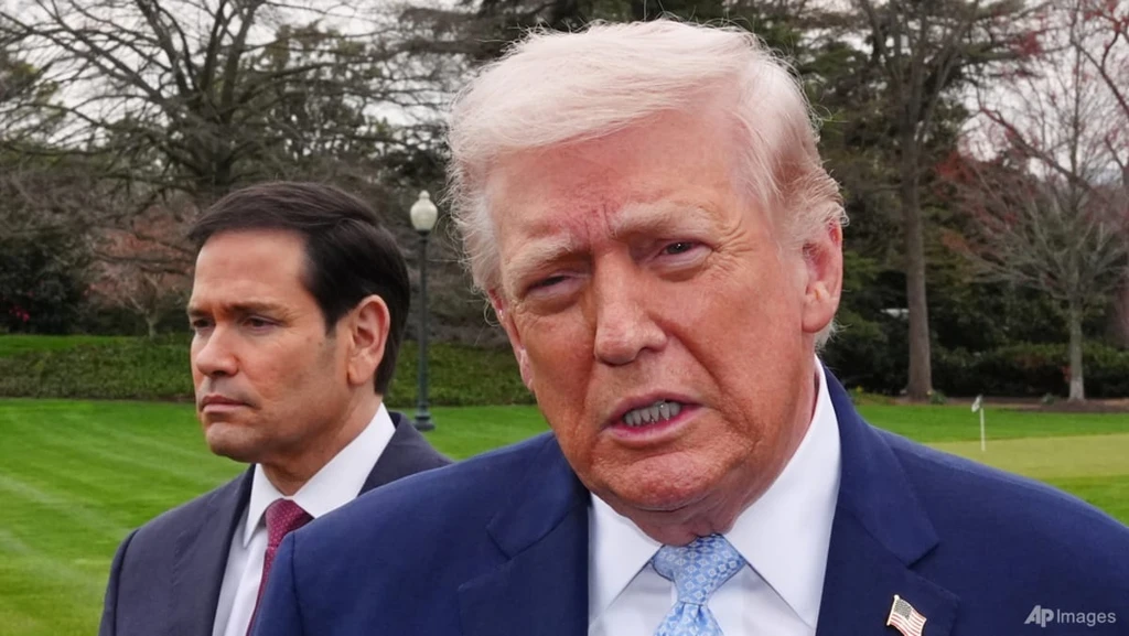 Trump Considers Ending Iran Conflict, Warns Strait Must Be Policed by Others