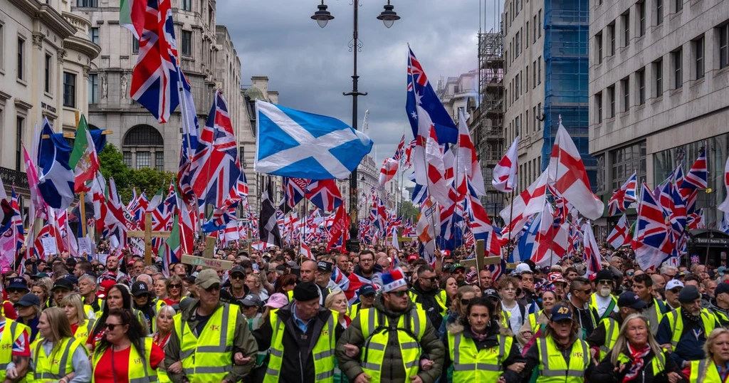 Robinson's 'Unite the Kingdom' Rally Draws 60,000 in London