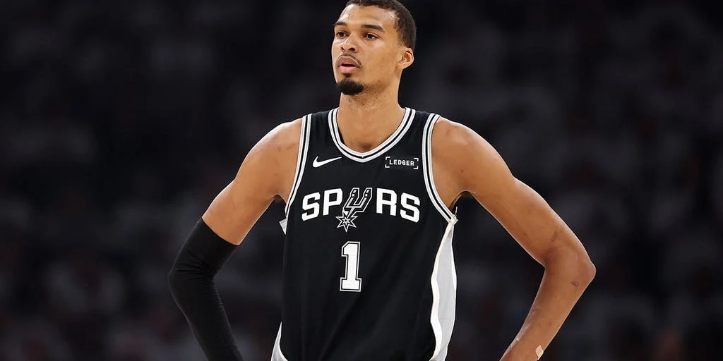Thunder Dominate Spurs in Game 5, One Win from NBA Finals