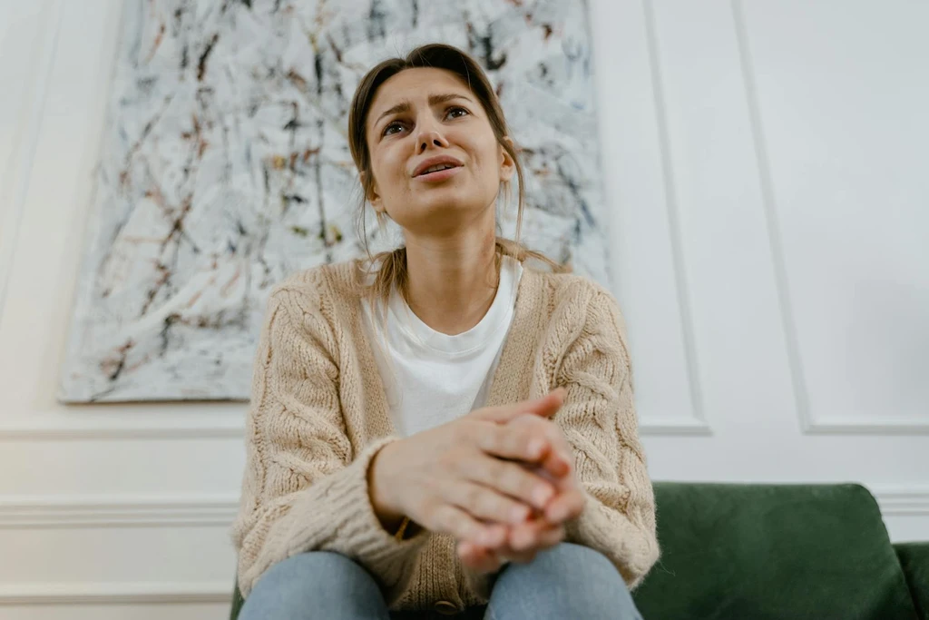 Why Relaxation Eludes the Constantly Vigilant