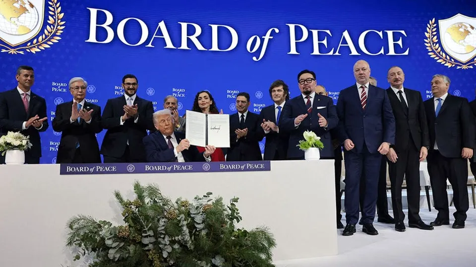 Trump's 'Board of Peace' Convenes: Gaza Reconstruction Tied to Hamas Disarmament