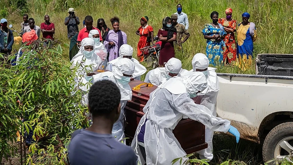 Three Red Cross Volunteers Die of Suspected Ebola in DR Congo