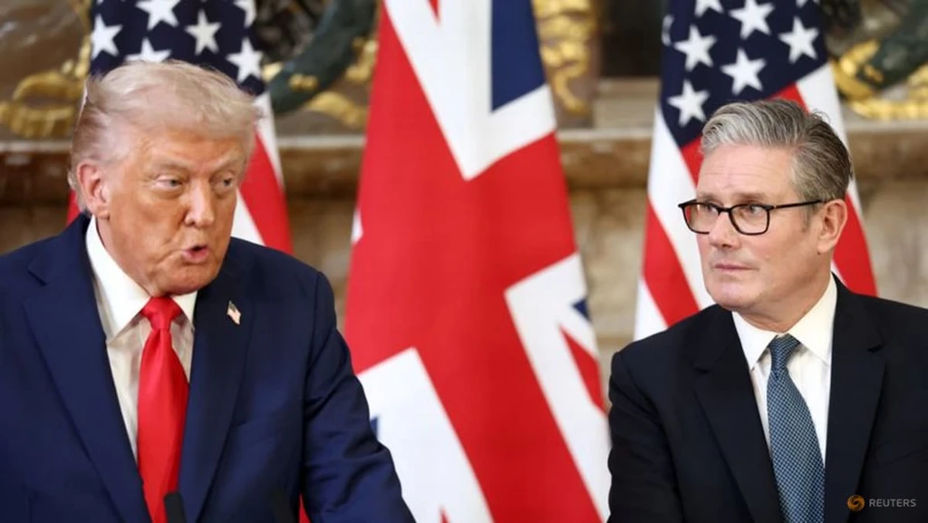 Trump, Starmer Forge Practical Plan for Strait of Hormuz Shipping