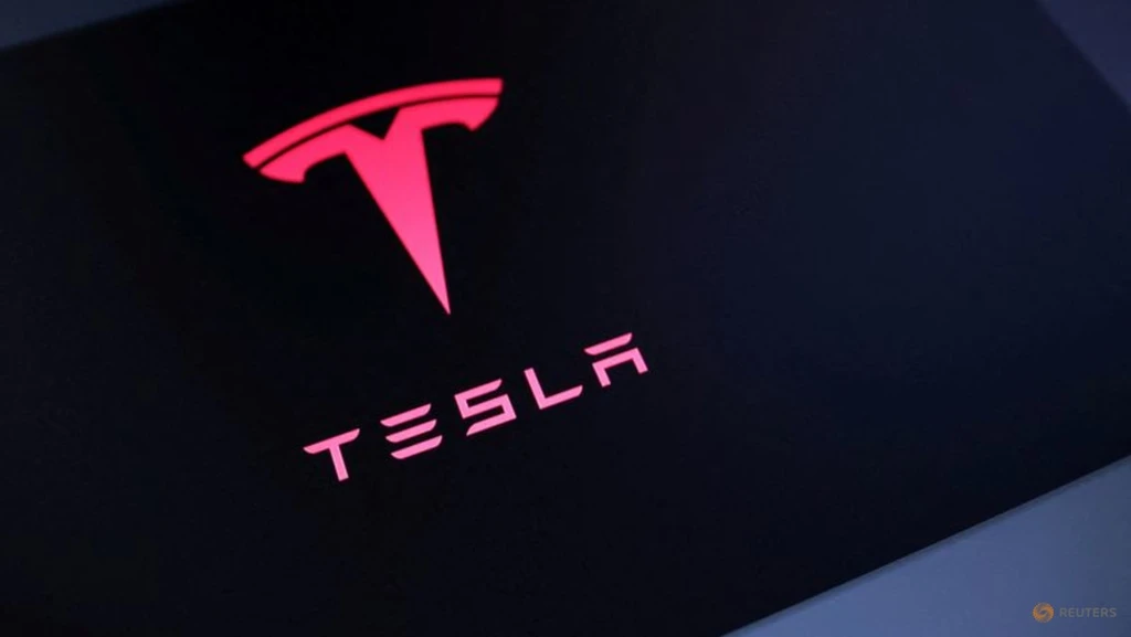 Tesla UK Sales Drop Sharply, BYD Gains Market Share