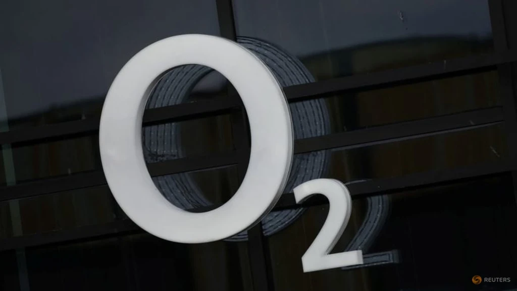 O2 Launches Europe's First Satellite-to-Mobile Service