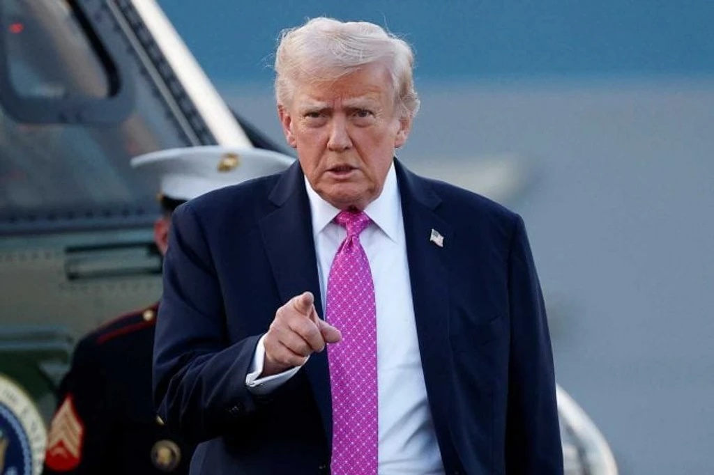 Trump Demands US Oil Producers Boost Output Amid Hormuz Tensions