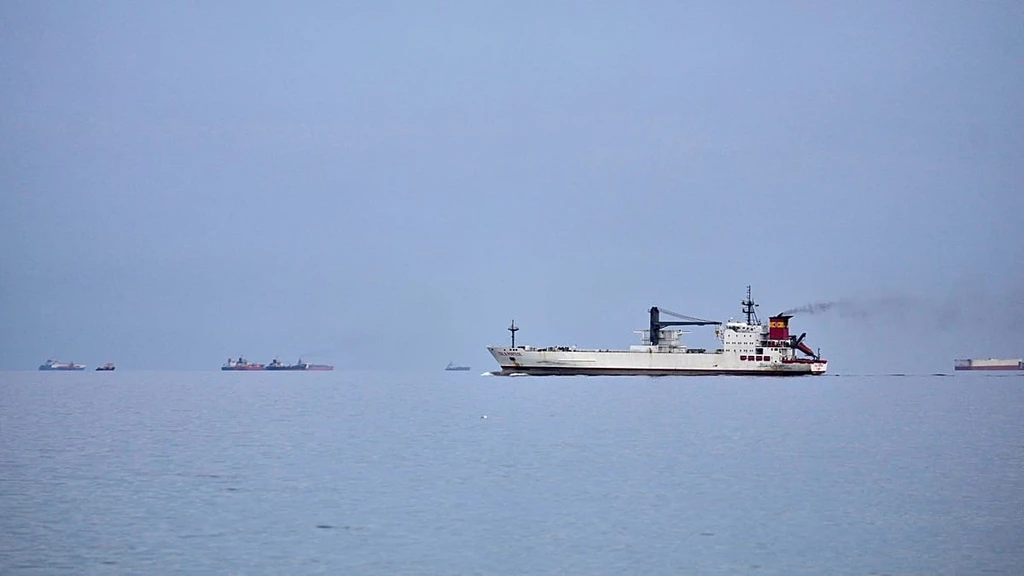 Trump Orders Hormuz Blockade Following Failed Iran Talks