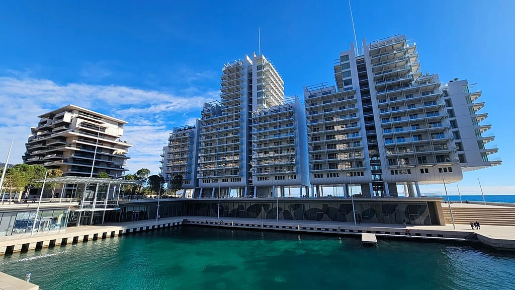 Ukrainian Billionaire Akhmetov Secures Record-Breaking €471M Monaco Penthouse