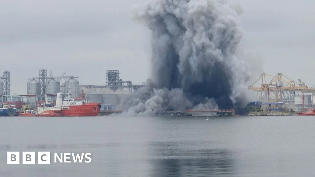 Ukraine Strikes Cargo Ships, Admits Drone Incident Off Romania as Putin Prepares for Key Speech