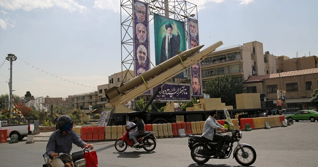US Authorizes Diplomatic Staff Departure from Israel Amid Iran Tensions