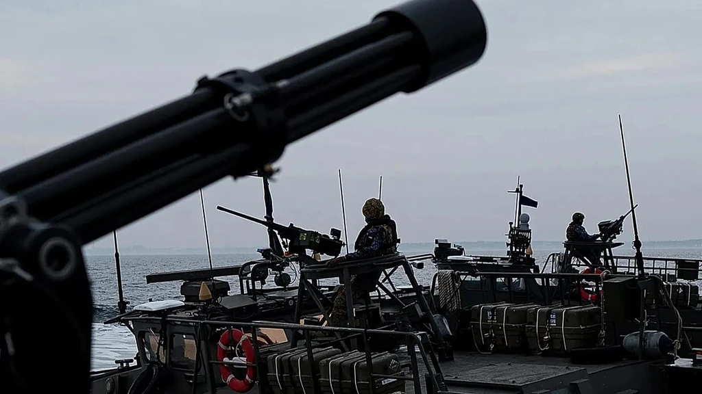 Ukraine Offers Expertise to Secure Strait of Hormuz Amidst Iran Tensions
