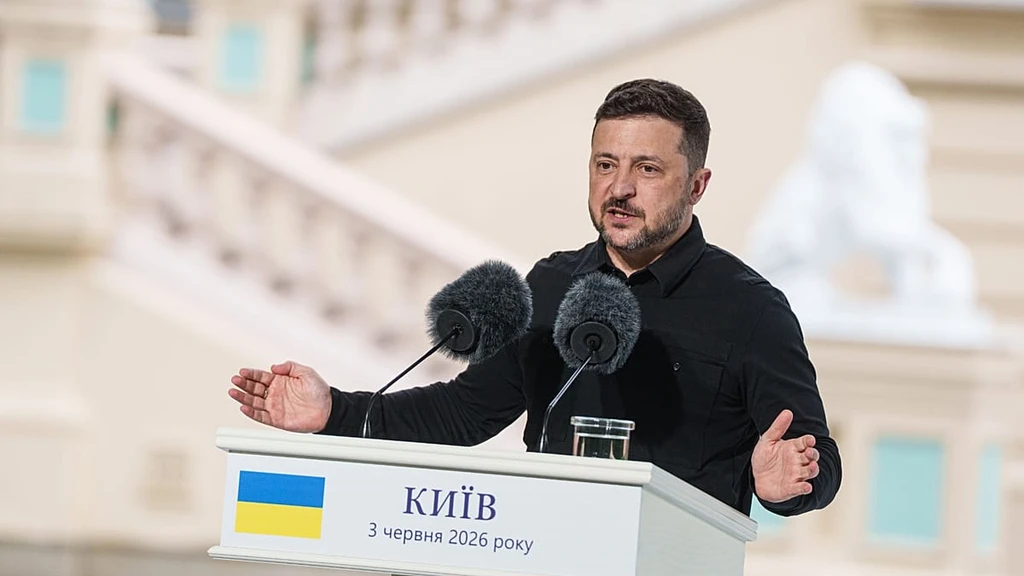 Ukraine-EU Accession Talks Begin Amid Intensified Russia Strikes