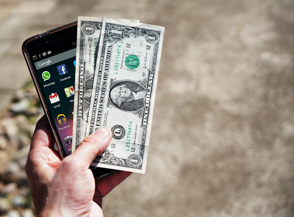 India's UPI Surpasses Visa and Mastercard in Daily Transactions