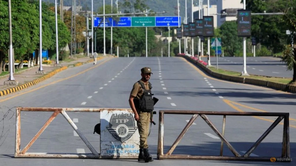 US, Iran Near Deal Amidst Ceasefire Uncertainty and Tensions