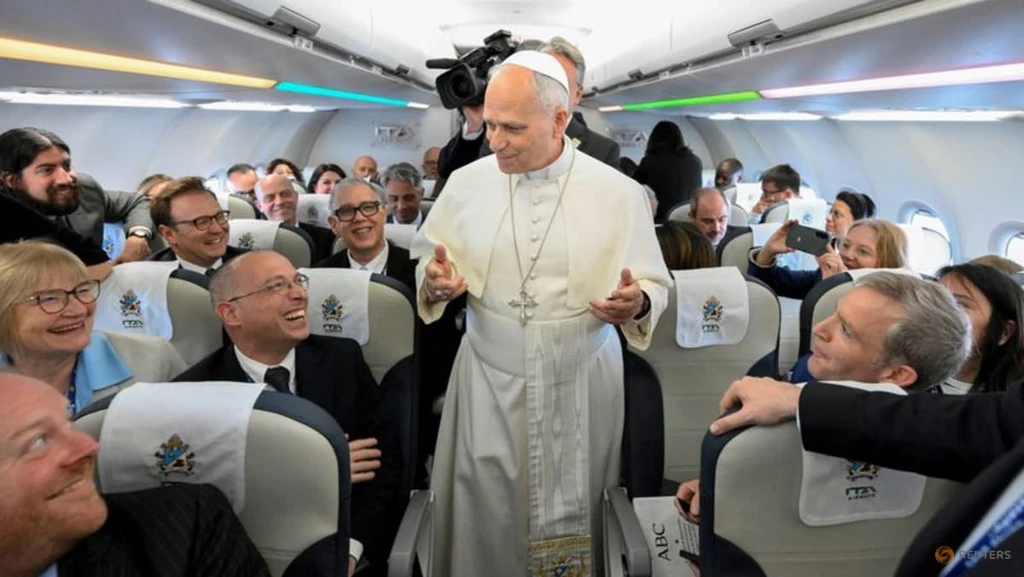 Pope Leo Switches Allegiance to U.S. Team for World Cup
