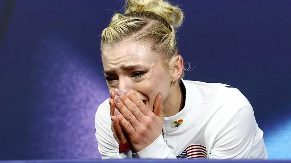 US Figure Skater Amber Glenn's Olympic Medal Hopes Dashed After Costly Short Program Error