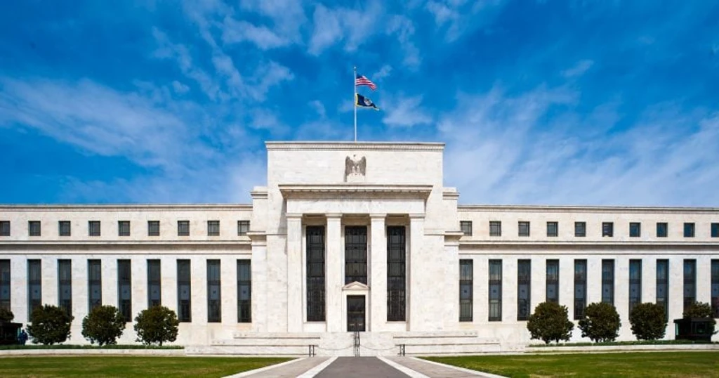 US-Iran Ceasefire Eases Inflation Pressures and Boosts Risk Assets
