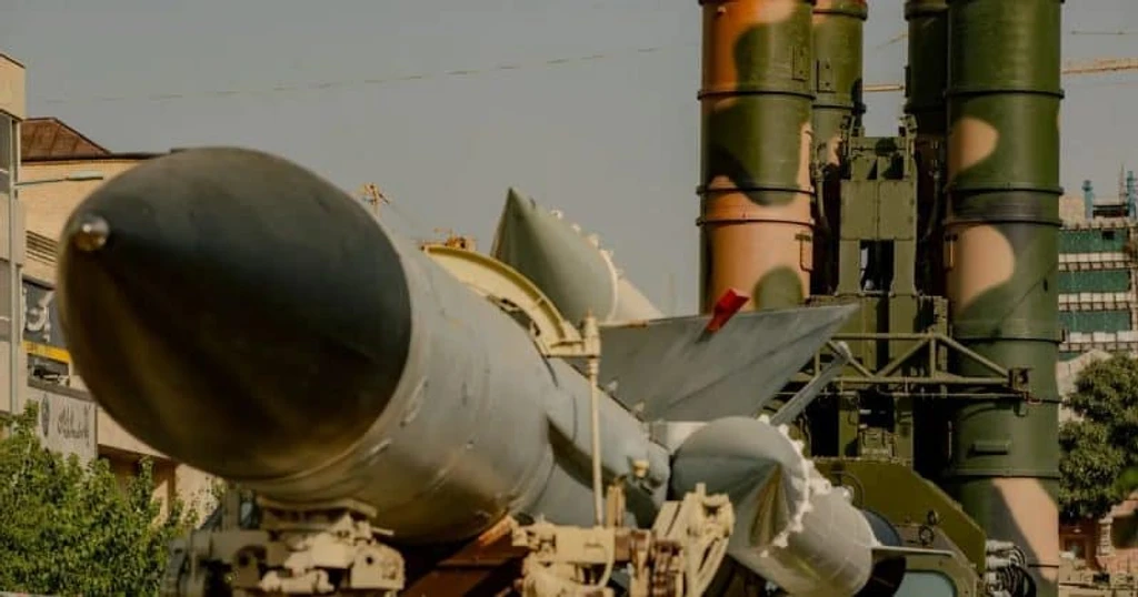 US Launches Second Wave of Strikes Targeting Iran Air Defenses