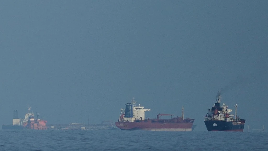 US Unlocks Russian Oil to Stabilize Prices Amid Global Tensions