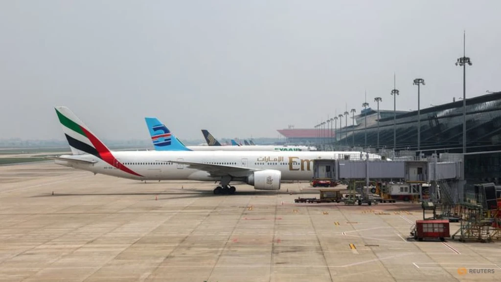 Vietnam Faces Flight Cuts Amid Jet Fuel Crisis